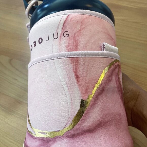 FOR SALE - Pink Gold Ribbons Limited Hydrojug 55. Collectibles / Collector item. - Picture 8 of 15